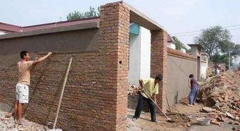 学会吃瓜学会盖房,生活技能两不误