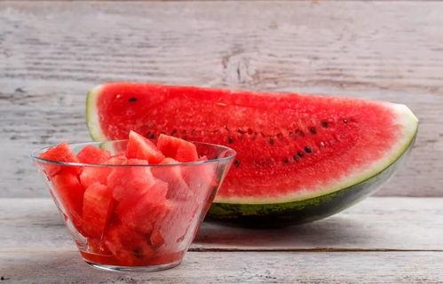 小手工吃瓜,创意手工制作，轻松享受夏日清凉时光