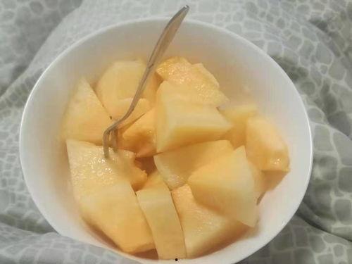 晚餐后吃哈密瓜